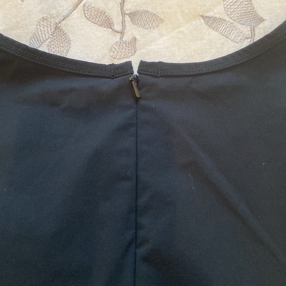 Uniqlo x Theory Black Jumpsuit in XS - Picture 4 of 7